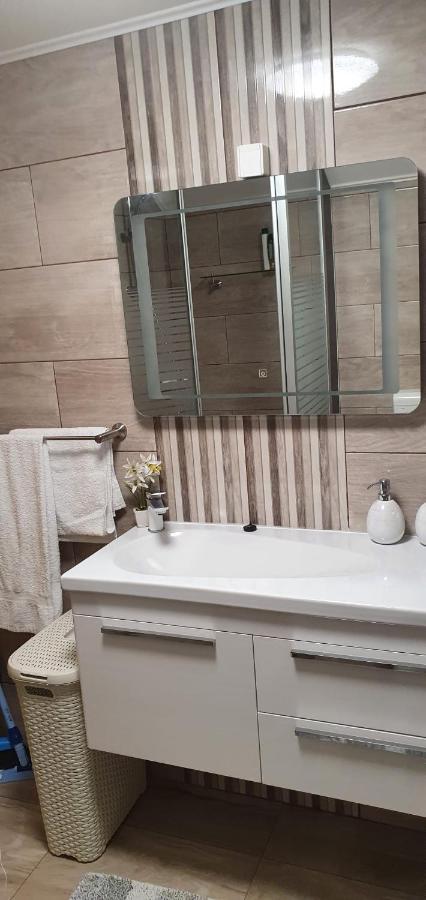 Novska Apartman Dabrovic מראה חיצוני תמונה