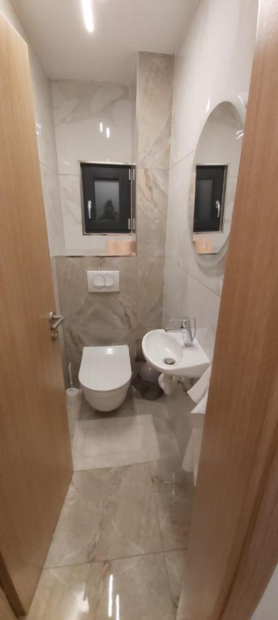 Novska Apartman Dabrovic מראה חיצוני תמונה