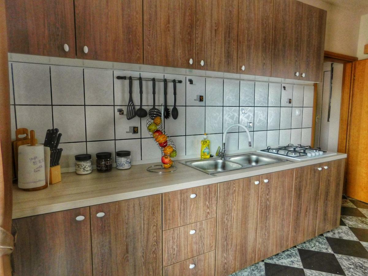 Novska Apartman Dabrovic מראה חיצוני תמונה
