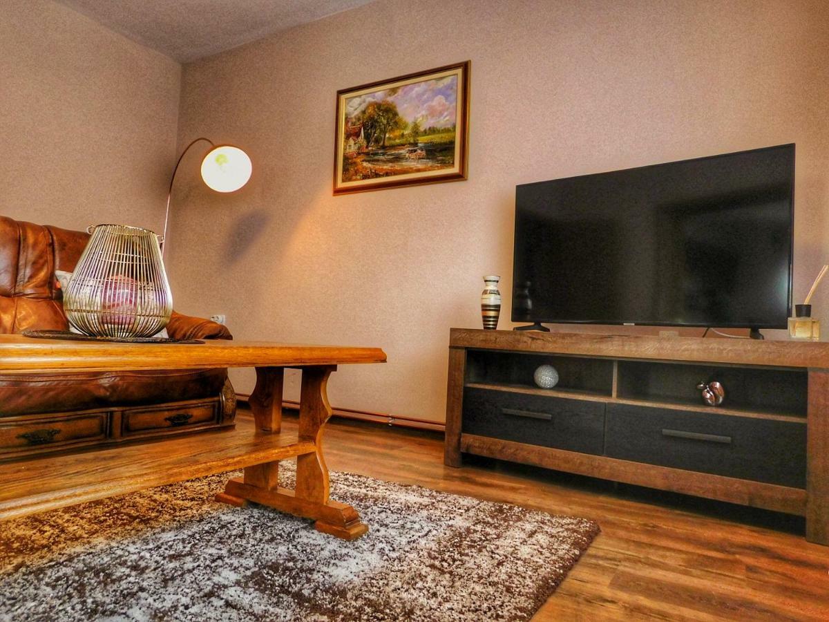 Novska Apartman Dabrovic מראה חיצוני תמונה